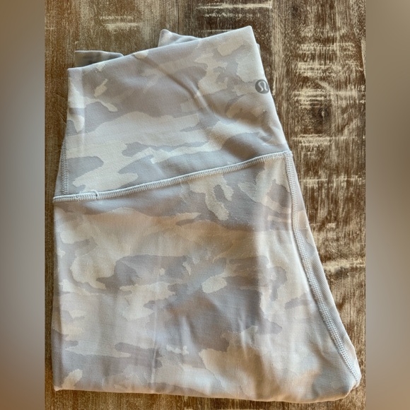 Lululemon Gray Camouflage Leggings - Picture 1 of 3